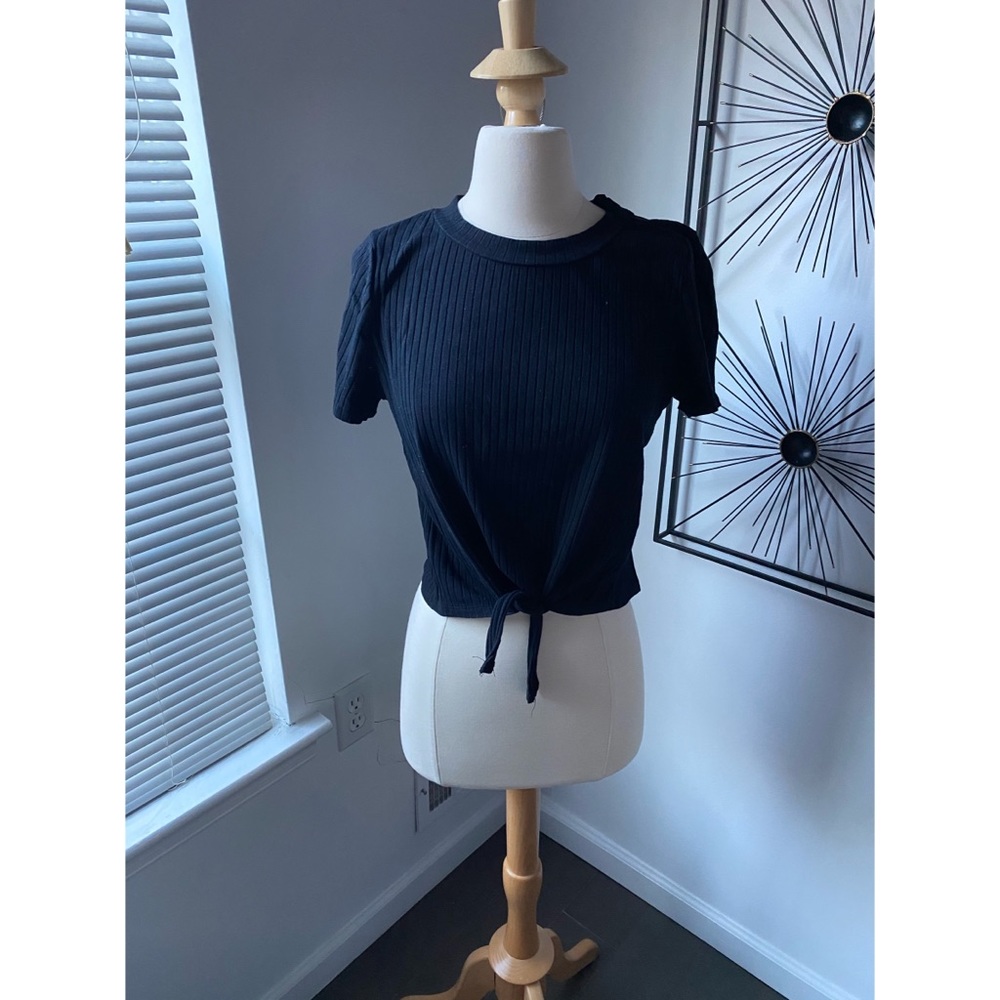 Tie Tank